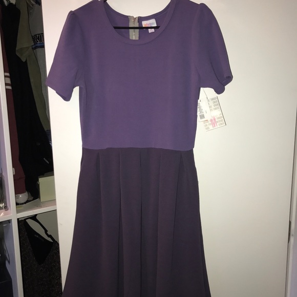 Lularoe Amelia - Picture 2 of 2